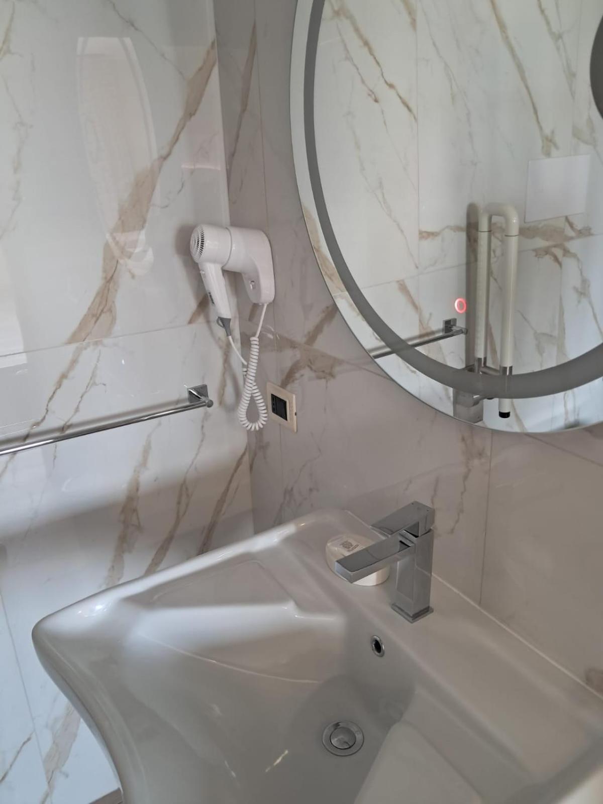 Hotel Palace Gioia Tauro Kültér fotó