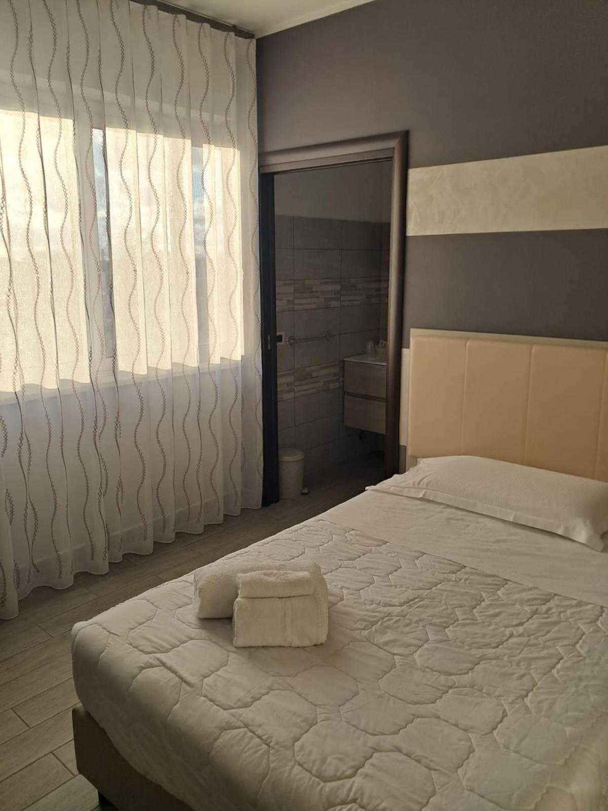 Hotel Palace Gioia Tauro Kültér fotó