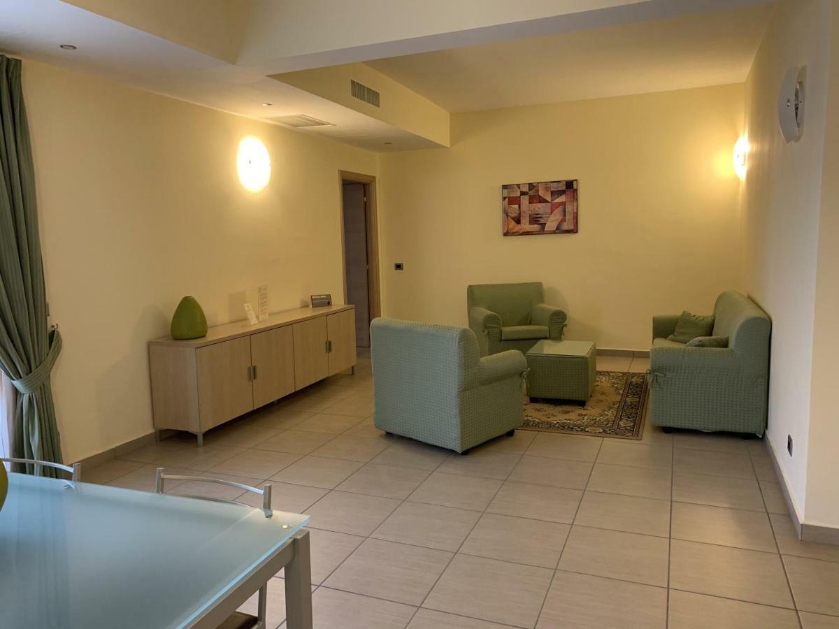 Hotel Palace Gioia Tauro Kültér fotó